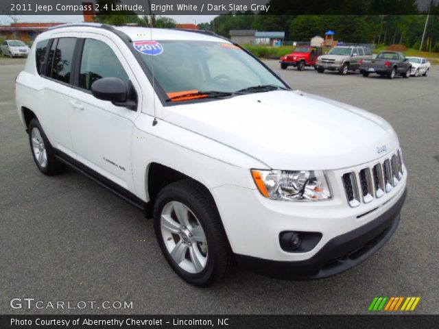 2011 Jeep Compass 2.4 Latitude in Bright White