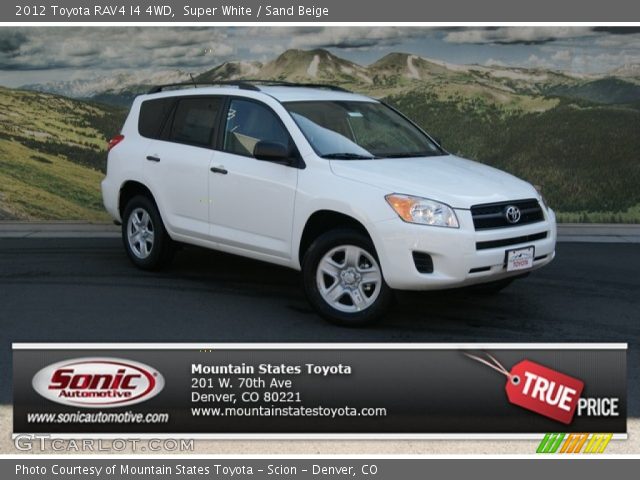 2012 Toyota RAV4 I4 4WD in Super White