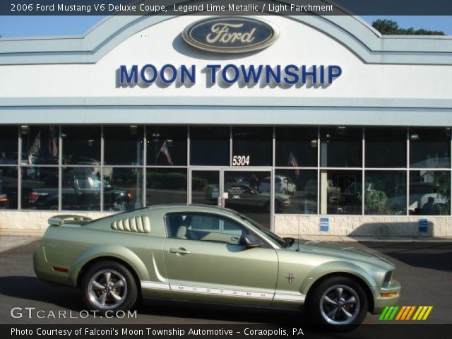 2006 Ford Mustang V6 Deluxe Coupe in Legend Lime Metallic