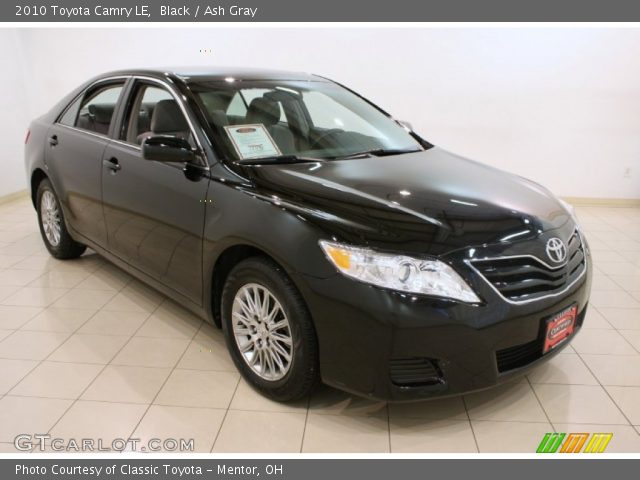 2010 Toyota Camry LE in Black