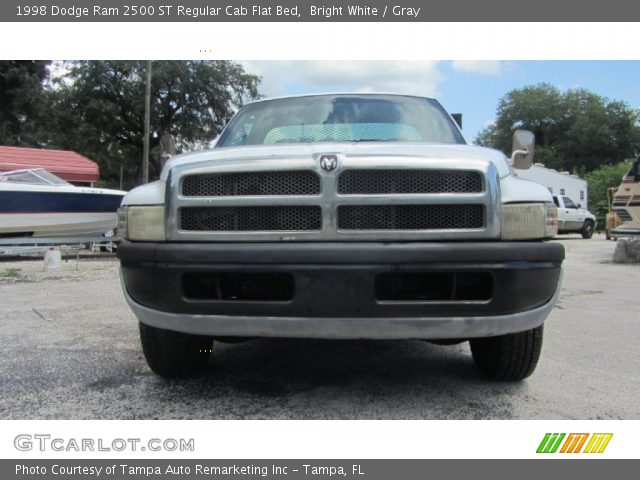 1998 Dodge Ram 2500 ST Regular Cab Flat Bed in Bright White