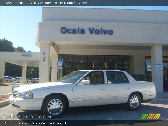 1999 Cadillac DeVille Concours in White Diamond