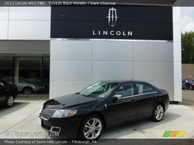 2011 Lincoln MKZ FWD in Tuxedo Black Metallic