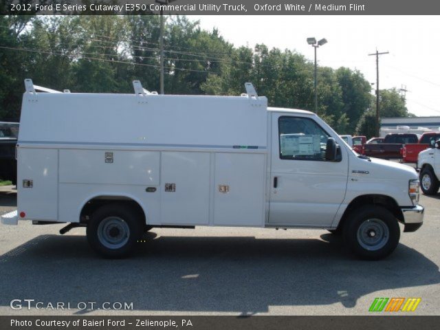 2012 Ford E Series Cutaway E350 Commercial Utility Truck in Oxford White
