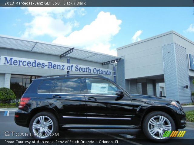 2013 Mercedes-Benz GLK 350 in Black