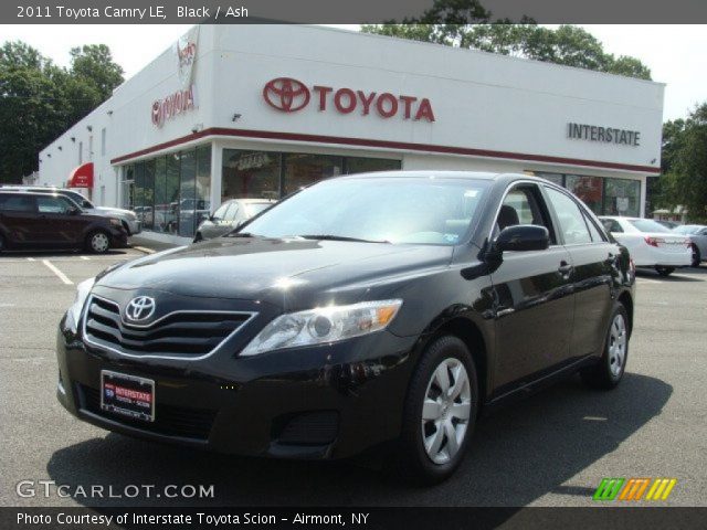 2011 Toyota Camry LE in Black