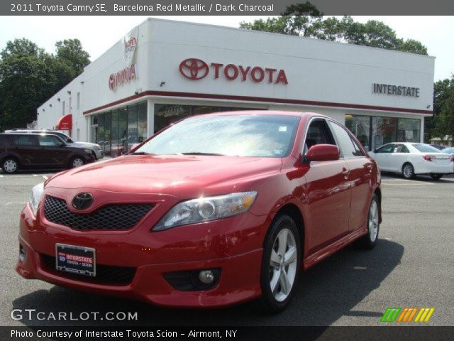 2011 Toyota Camry SE in Barcelona Red Metallic