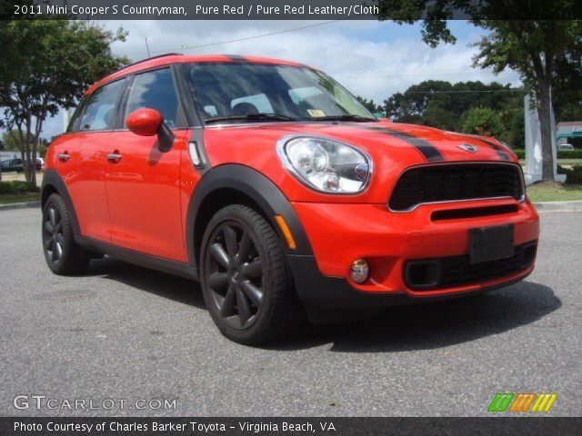 2011 Mini Cooper S Countryman in Pure Red