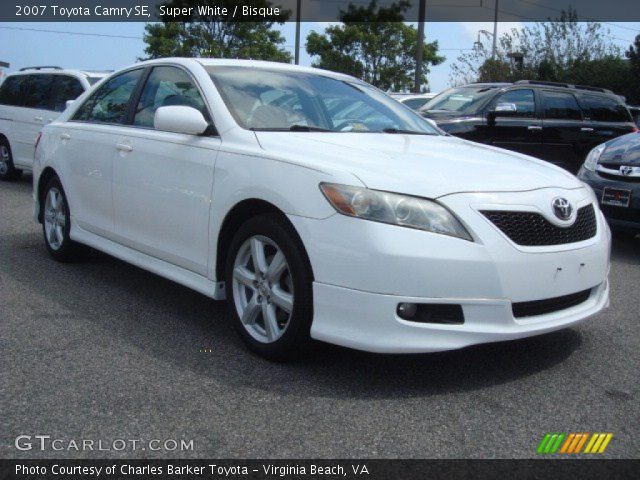 2007 Toyota Camry SE in Super White