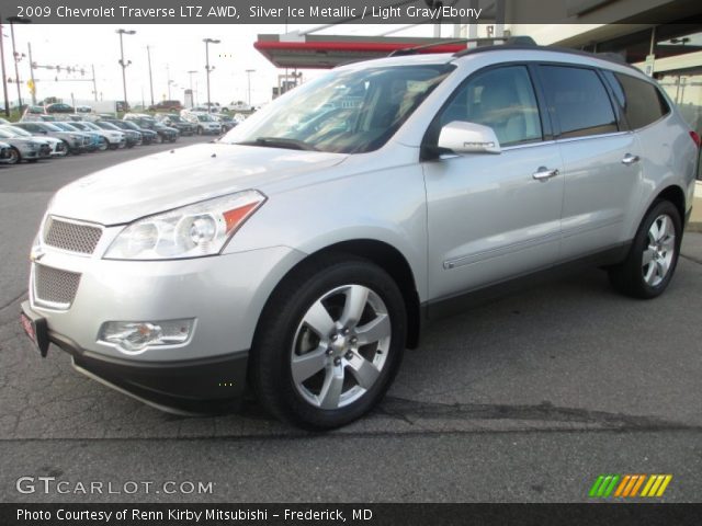 2009 Chevrolet Traverse LTZ AWD in Silver Ice Metallic