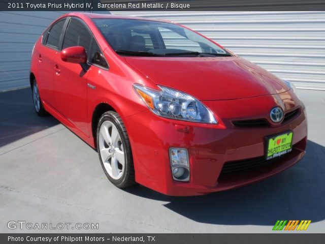 2011 Toyota Prius Hybrid IV in Barcelona Red Metallic