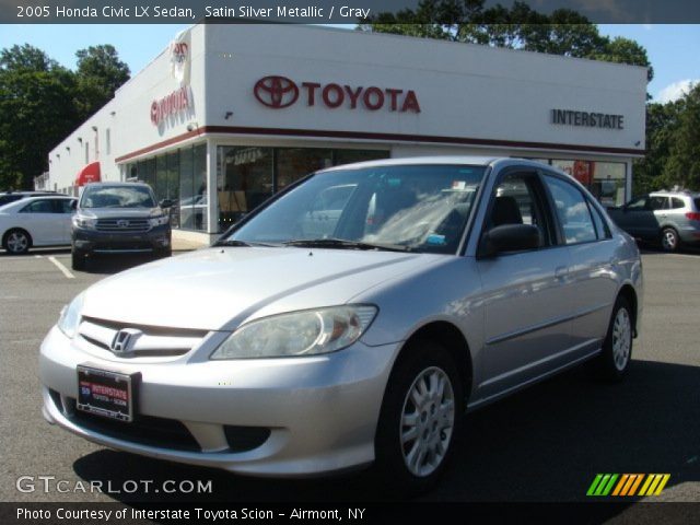 2005 Honda Civic LX Sedan in Satin Silver Metallic
