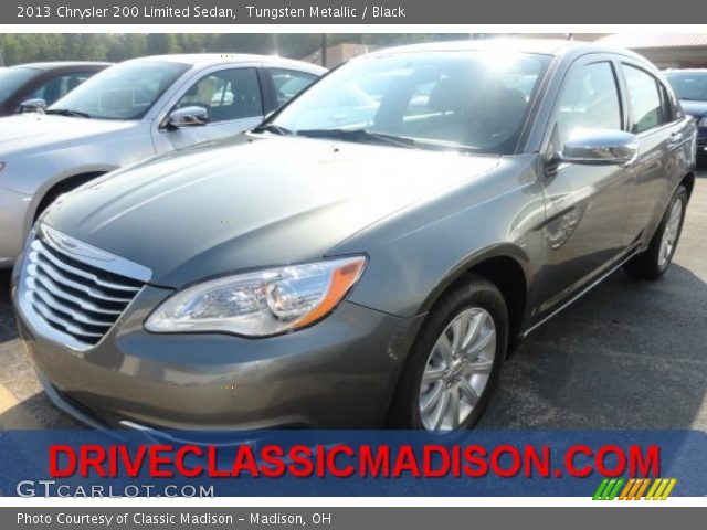 2013 Chrysler 200 Limited Sedan in Tungsten Metallic