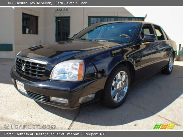2004 Cadillac DeVille Sedan in Black Raven
