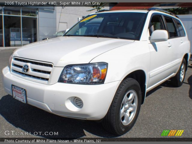 2006 Toyota Highlander 4WD in Super White