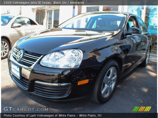 2009 Volkswagen Jetta SE Sedan in Black Uni