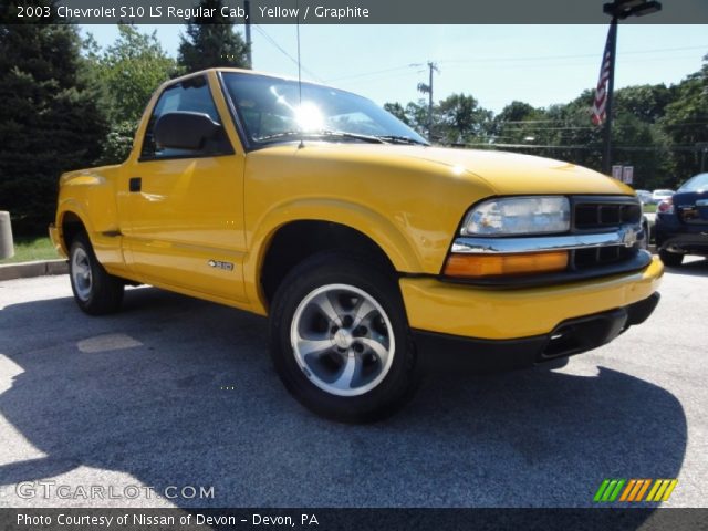 2003 Chevrolet S10 LS Regular Cab in Yellow