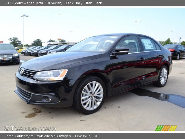 2013 Volkswagen Jetta TDI Sedan in Black Uni