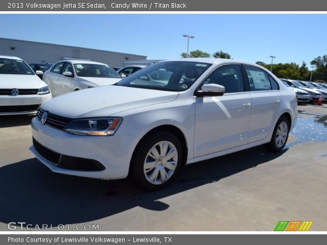 2013 Volkswagen Jetta SE Sedan in Candy White