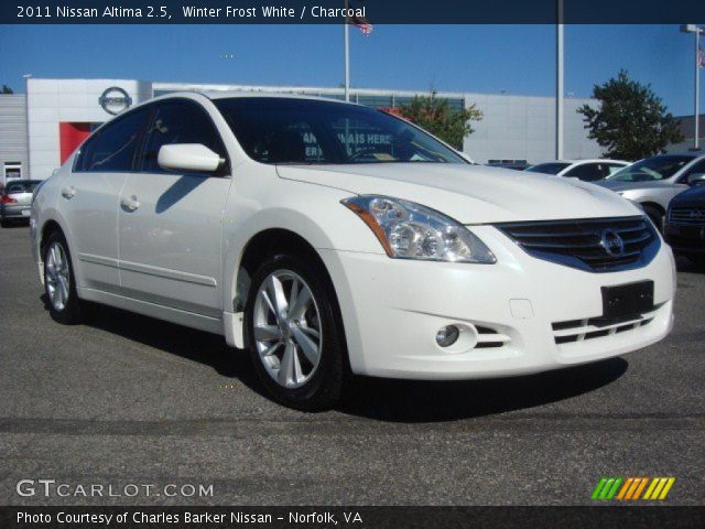 2011 Nissan Altima 2.5 in Winter Frost White