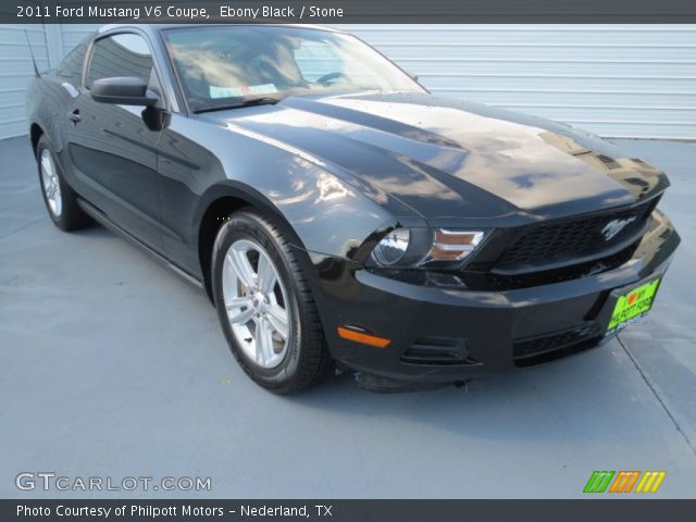2011 Ford Mustang V6 Coupe in Ebony Black