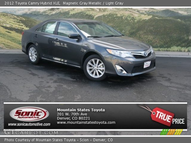 2012 Toyota Camry Hybrid XLE in Magnetic Gray Metallic