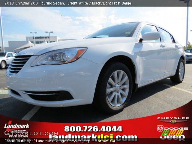 2013 Chrysler 200 Touring Sedan in Bright White