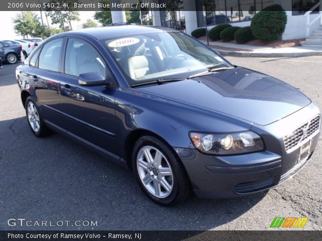2006 Volvo S40 2.4i in Barents Blue Metallic