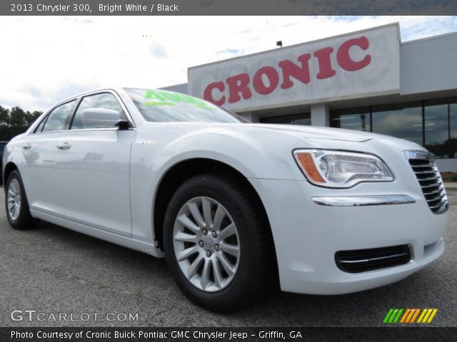 2013 Chrysler 300  in Bright White