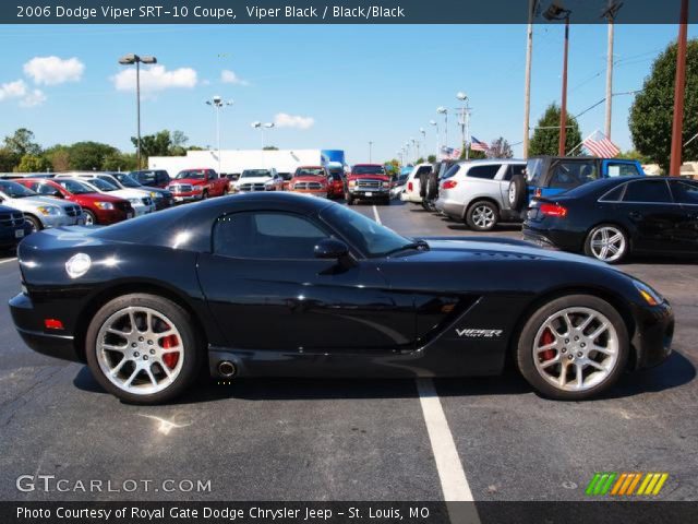 2006 Dodge Viper SRT-10 Coupe in Viper Black