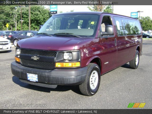 2005 Chevrolet Express 3500 15 Passenger Van in Berry Red Metallic