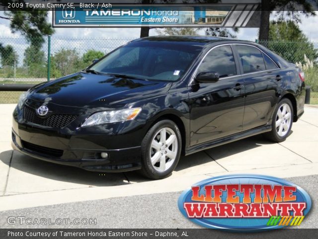 2009 Toyota Camry SE in Black