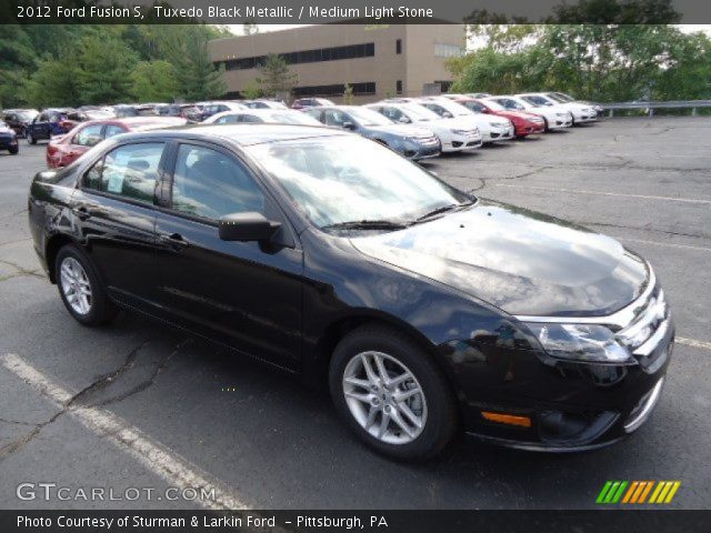 2012 Ford Fusion S in Tuxedo Black Metallic