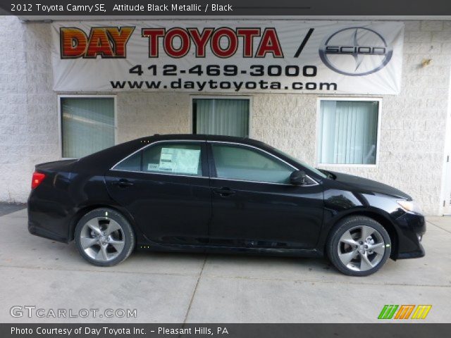 2012 Toyota Camry SE in Attitude Black Metallic