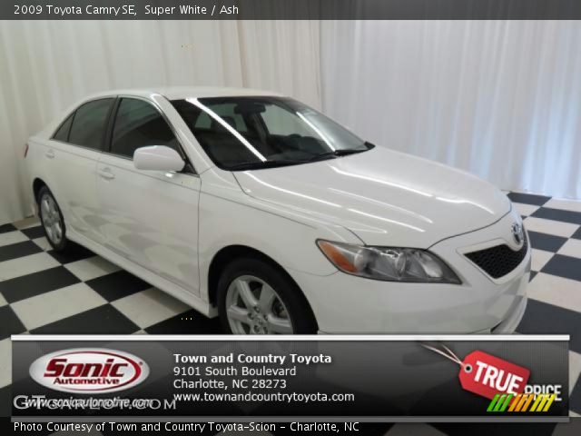 2009 Toyota Camry SE in Super White