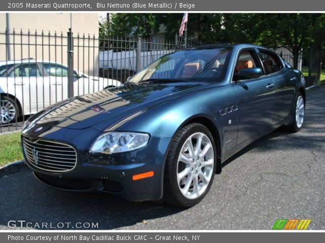 2005 Maserati Quattroporte  in Blu Nettuno (Blue Metallic)