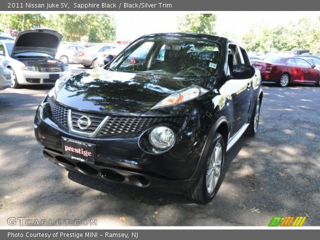 2011 Nissan Juke SV in Sapphire Black