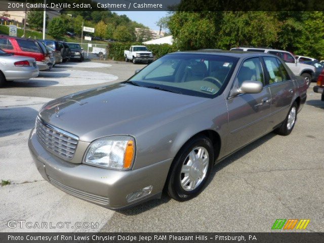 2004 Cadillac DeVille Sedan in Cashmere