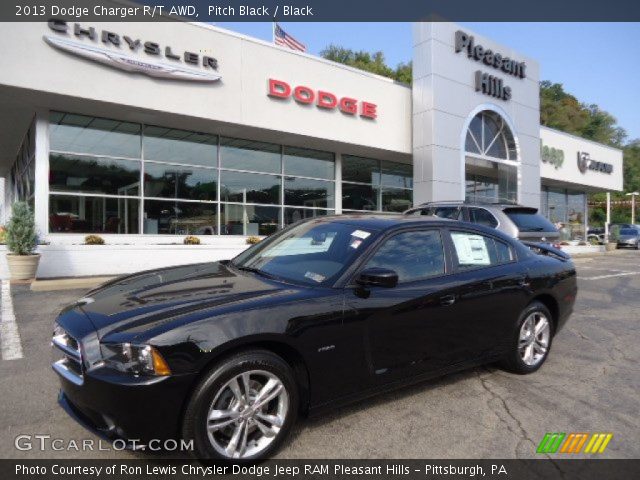 2013 Dodge Charger R/T AWD in Pitch Black
