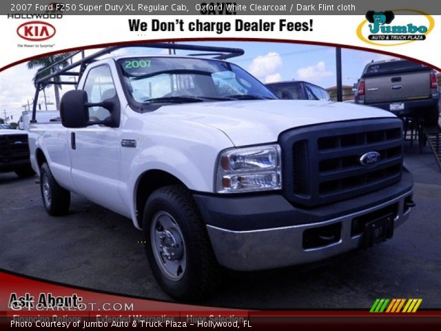 2007 Ford F250 Super Duty XL Regular Cab in Oxford White Clearcoat