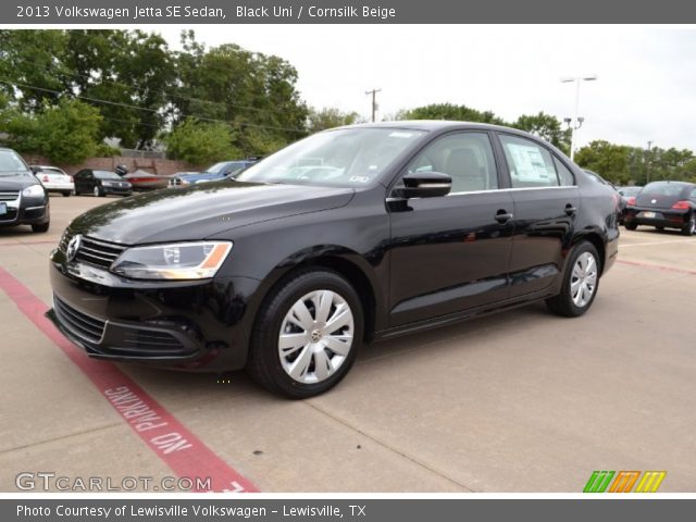 2013 Volkswagen Jetta SE Sedan in Black Uni