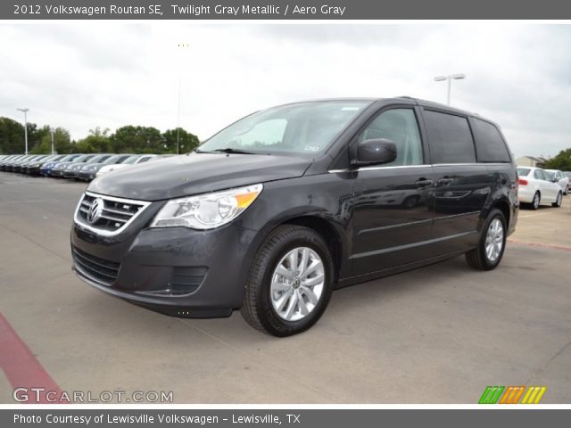 2012 Volkswagen Routan SE in Twilight Gray Metallic