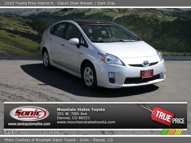 2010 Toyota Prius Hybrid IV in Classic Silver Metallic