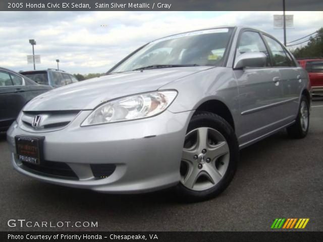 2005 Honda Civic EX Sedan in Satin Silver Metallic