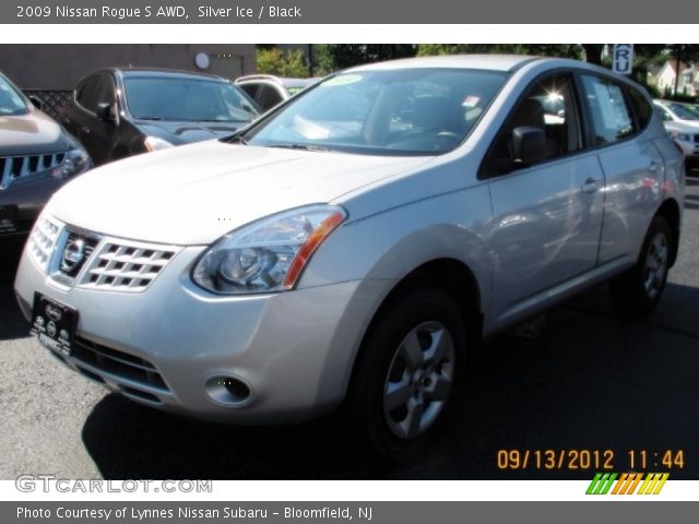 2009 Nissan Rogue S AWD in Silver Ice