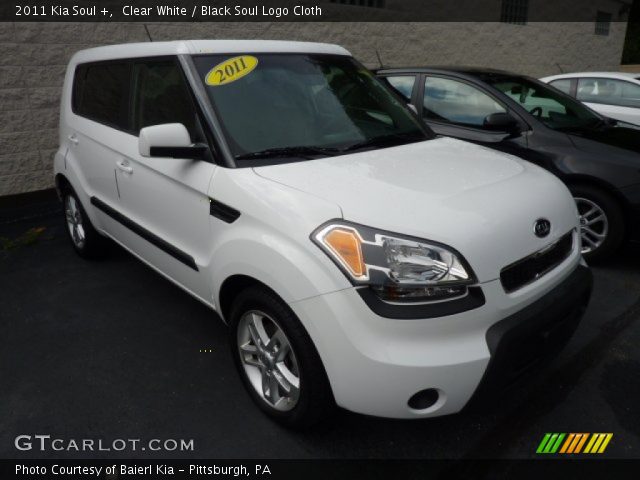 2011 Kia Soul + in Clear White