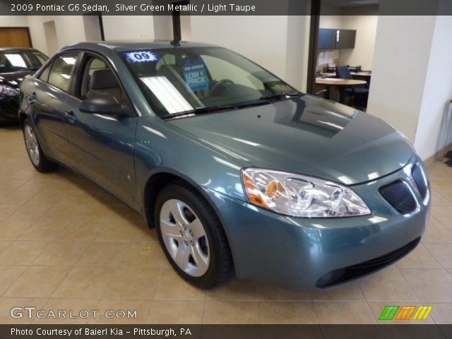 2009 Pontiac G6 Sedan in Silver Green Metallic
