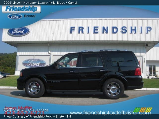 2006 Lincoln Navigator Luxury 4x4 in Black
