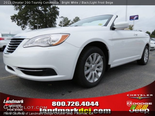 2013 Chrysler 200 Touring Convertible in Bright White