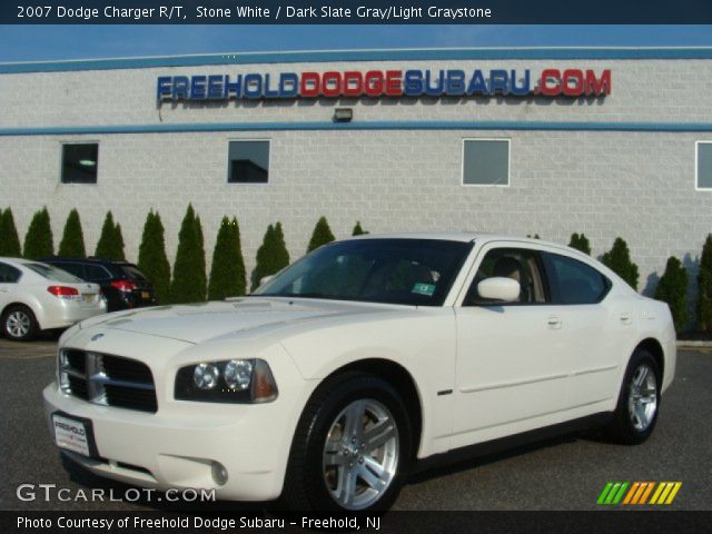 2007 Dodge Charger R/T in Stone White